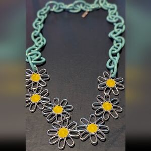 Daisy Chain Silver and Yellow Necklace